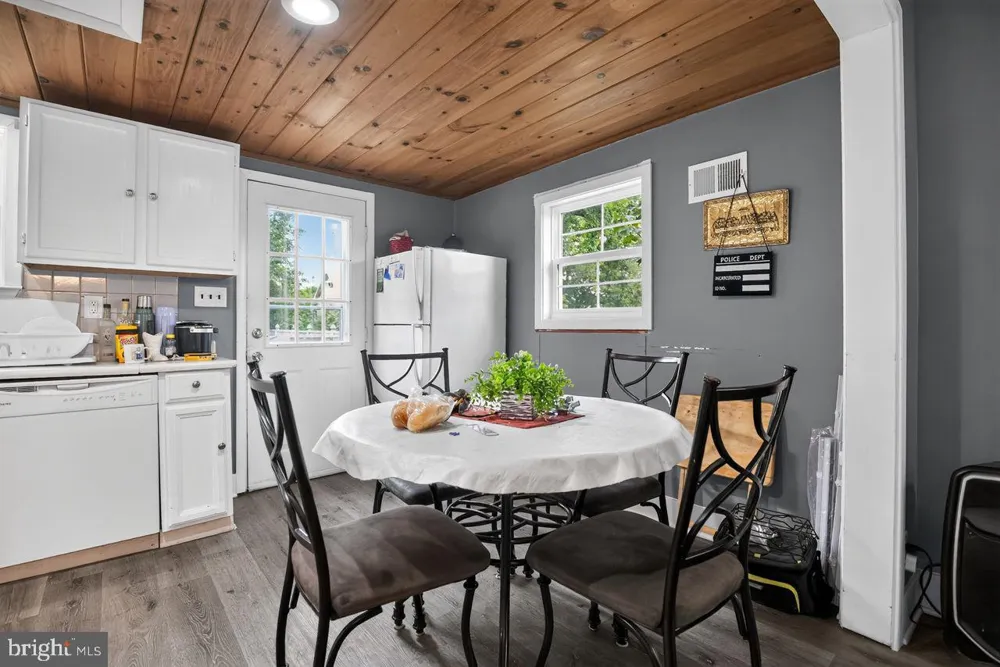 1024 MOUNT HOLLY ROAD Edgewater Park, NJ 08010