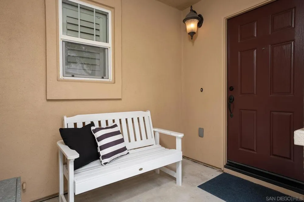 2740 E Evans #11 San Diego, CA 92106