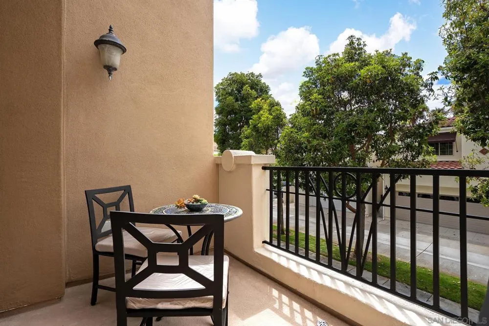 2740 E Evans #11 San Diego, CA 92106