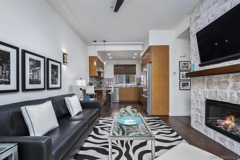 2740 E Evans #11 San Diego, CA 92106