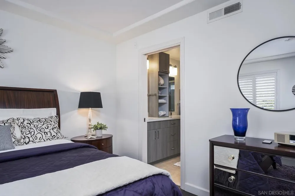 2740 E Evans #11 San Diego, CA 92106