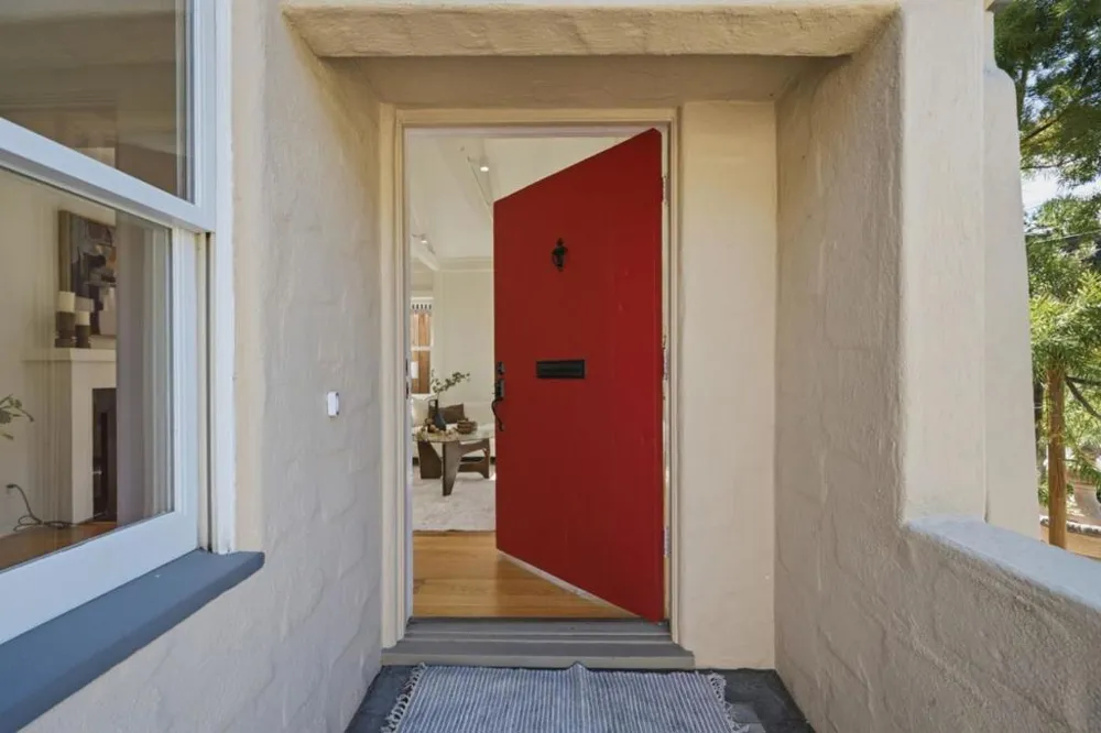 2719 Brewster Avenue Redwood City, CA 94062