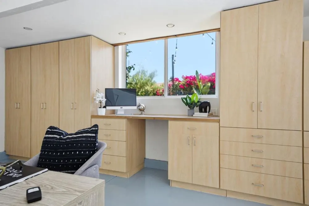 2719 Brewster Avenue Redwood City, CA 94062
