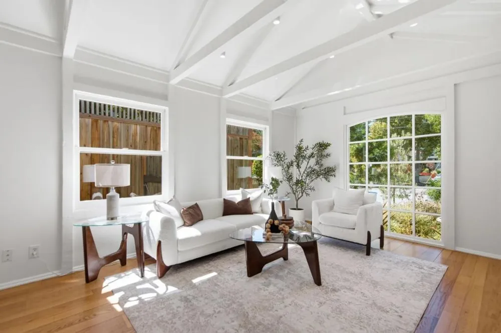 2719 Brewster Avenue Redwood City, CA 94062