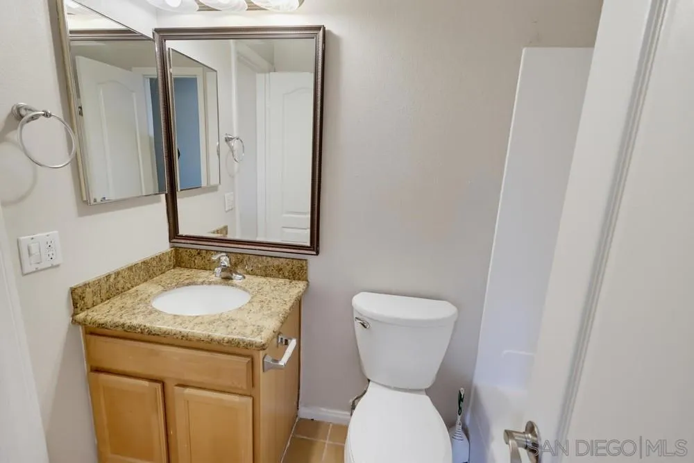 3454 Castle Glen #228 San Diego, CA 92123