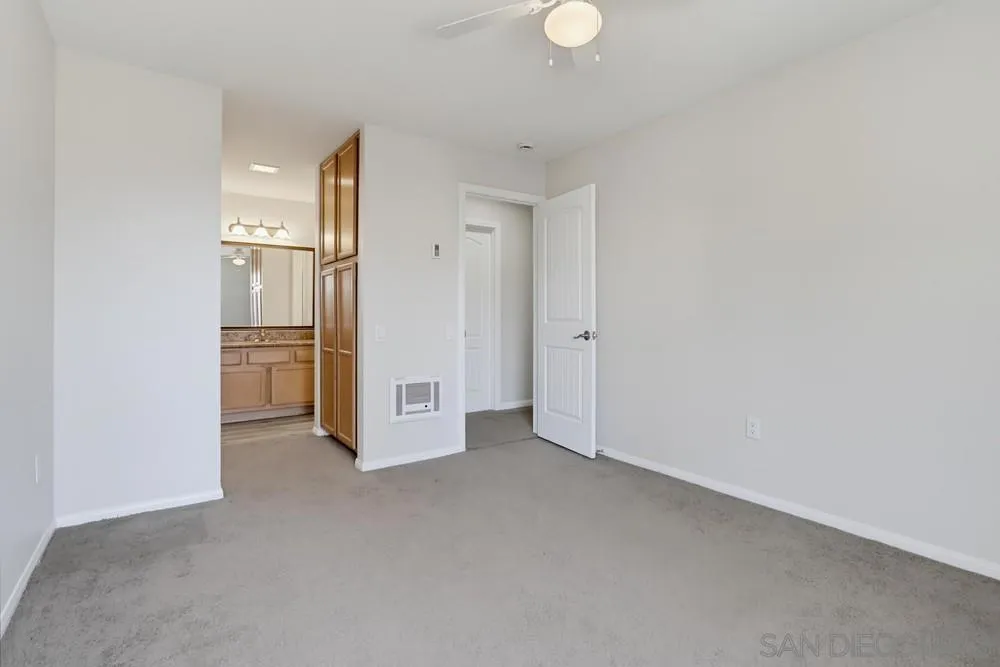 3454 Castle Glen #228 San Diego, CA 92123