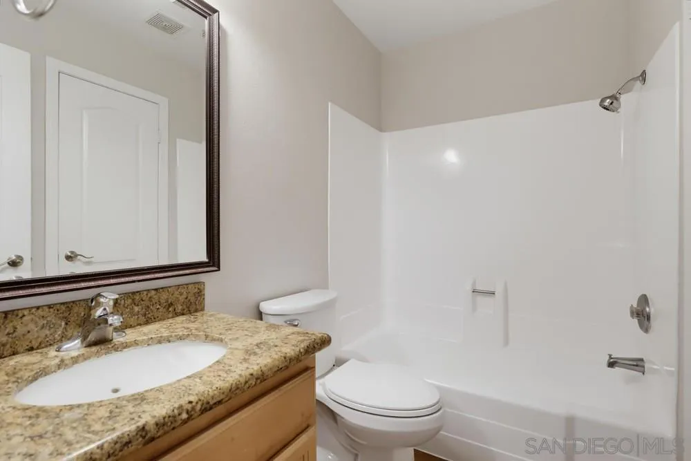 3454 Castle Glen #228 San Diego, CA 92123