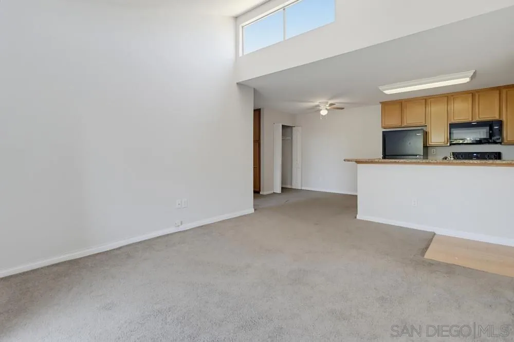 3454 Castle Glen #228 San Diego, CA 92123