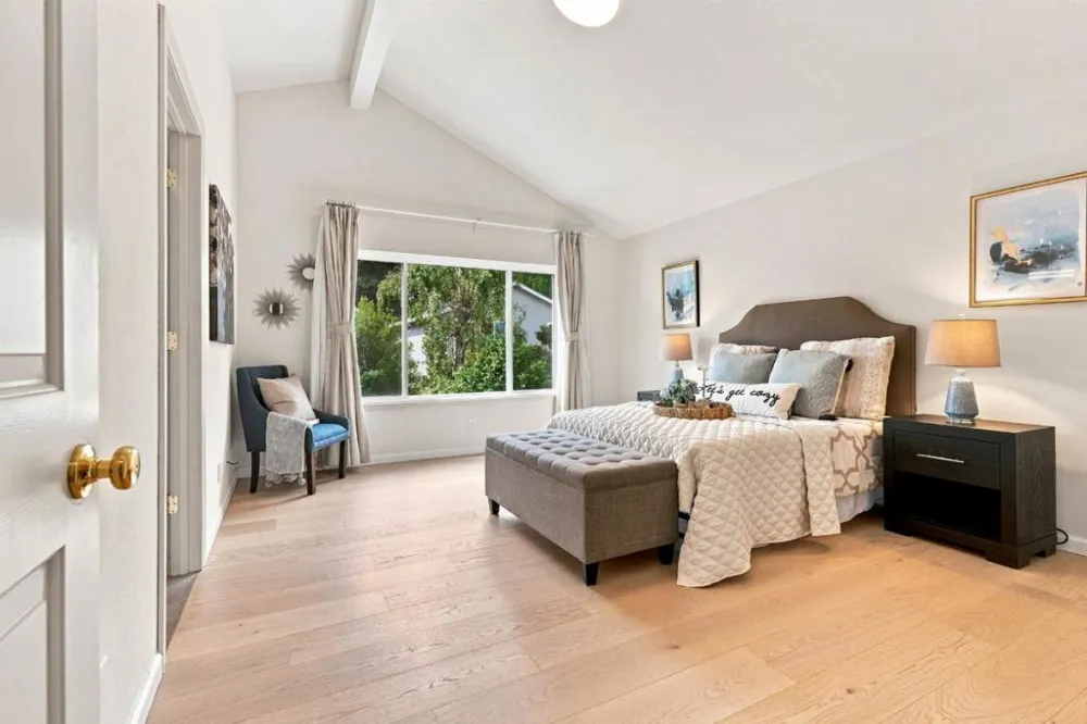 216 Yarborough Lane Redwood City, CA 94061