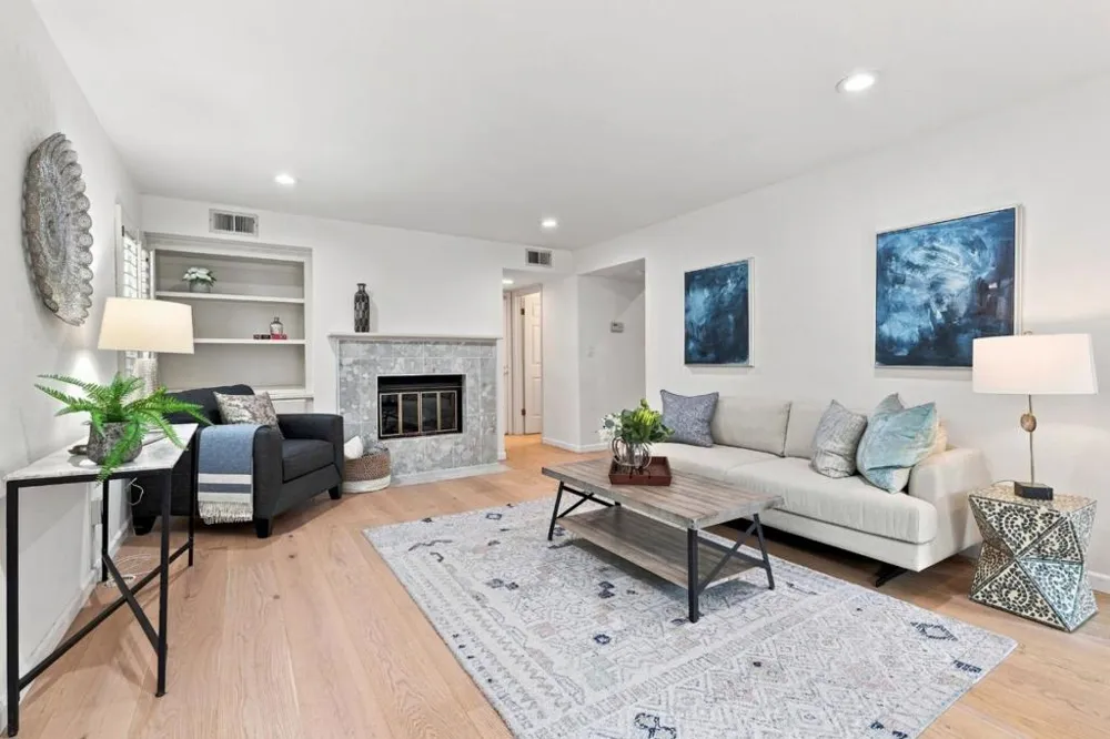 216 Yarborough Lane Redwood City, CA 94061