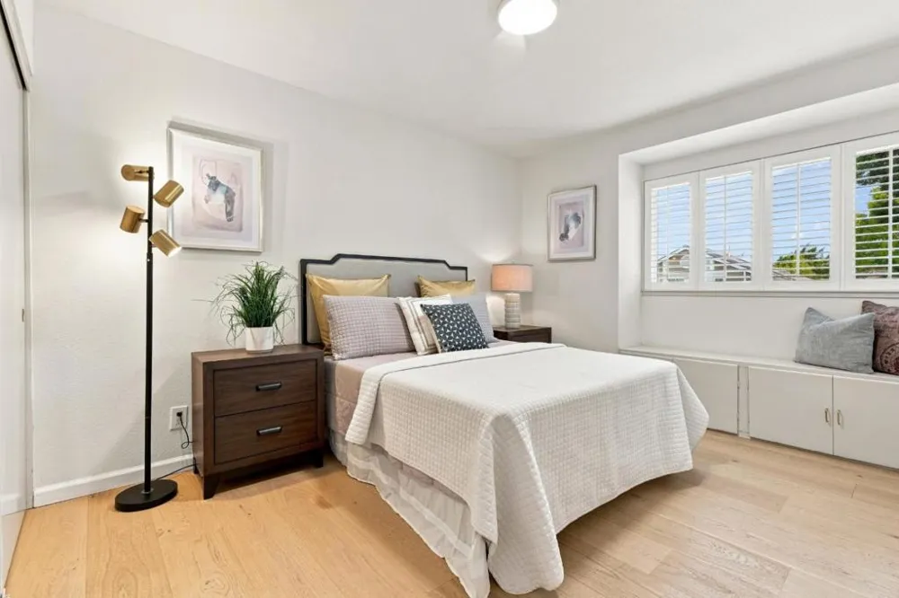 216 Yarborough Lane Redwood City, CA 94061