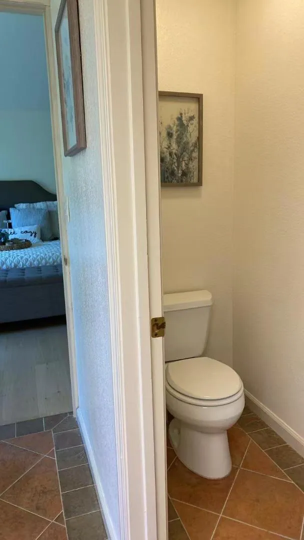 216 Yarborough Lane Redwood City, CA 94061