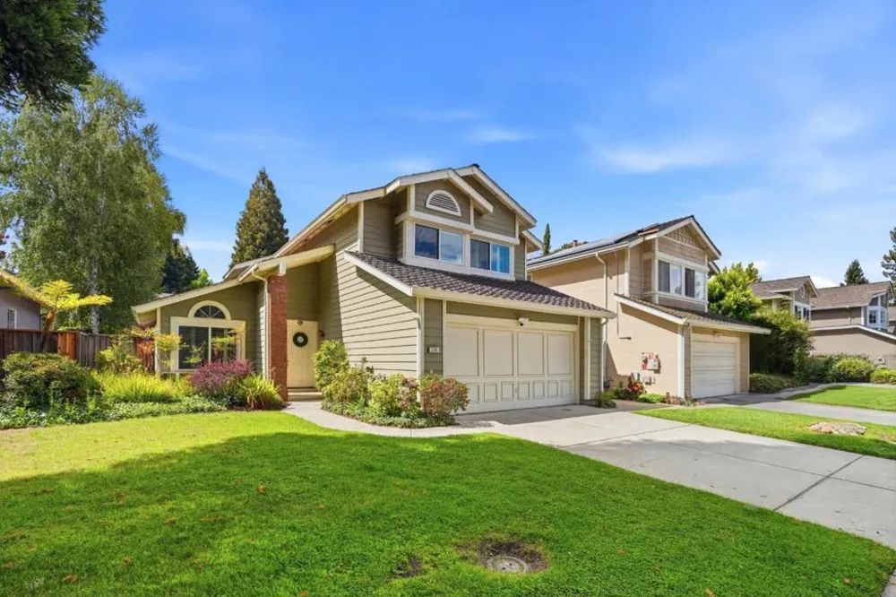 216 Yarborough Lane Redwood City, CA 94061