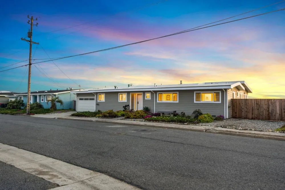 204 Shoreview Avenue Pacifica, CA 94044