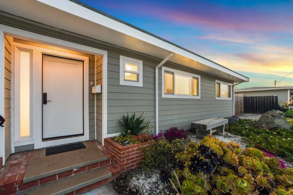 204 Shoreview Avenue Pacifica, CA 94044