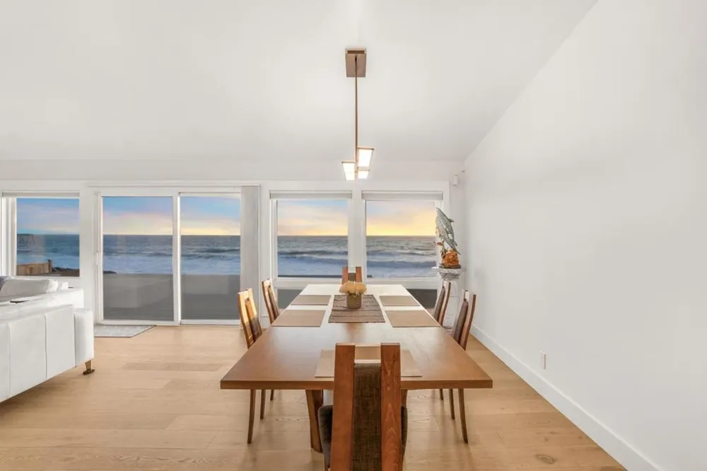204 Shoreview Avenue Pacifica, CA 94044