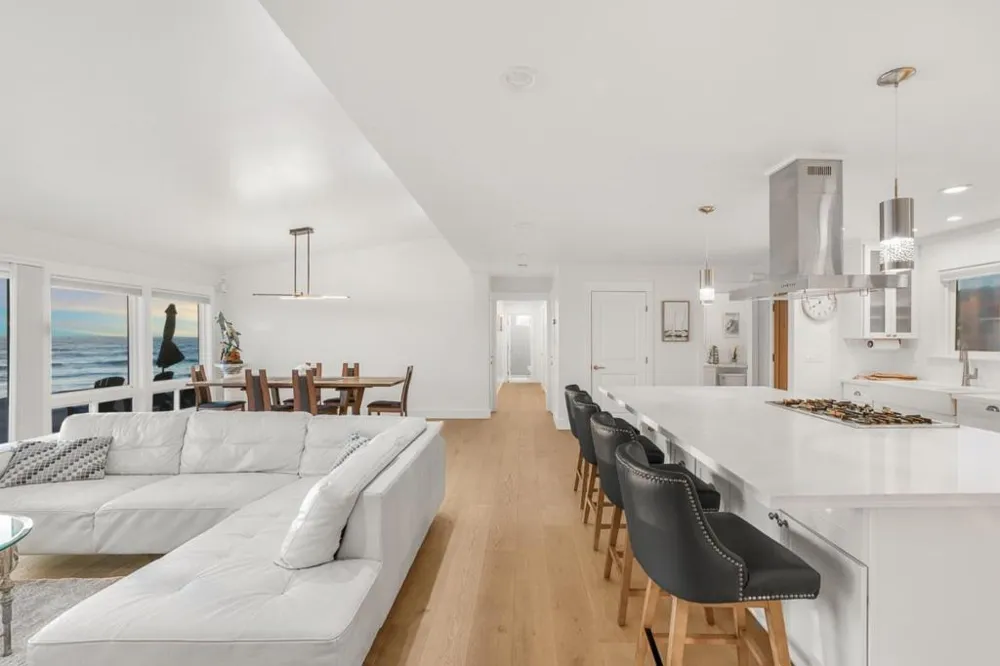 204 Shoreview Avenue Pacifica, CA 94044