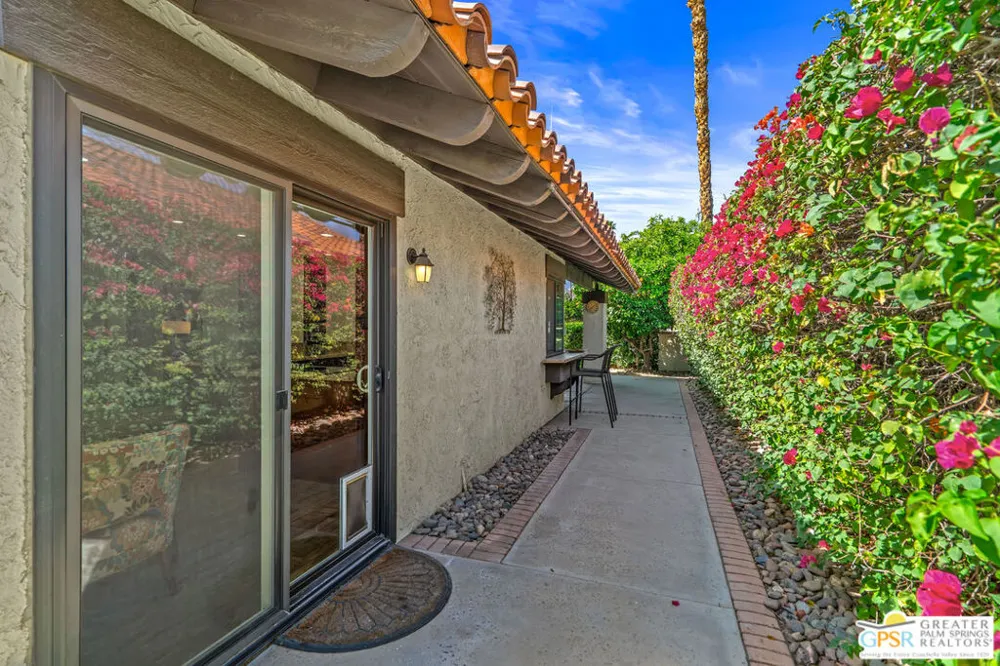 2 Calle Navarros Rancho Mirage, CA 92270
