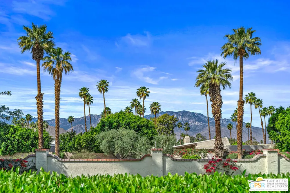 2 Calle Navarros Rancho Mirage, CA 92270