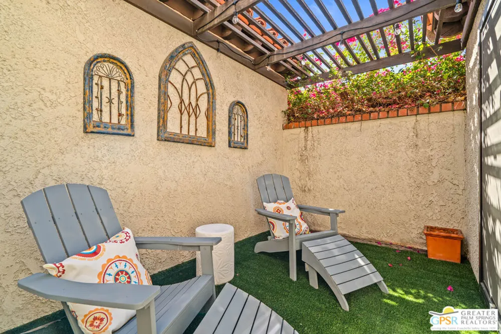 2 Calle Navarros Rancho Mirage, CA 92270