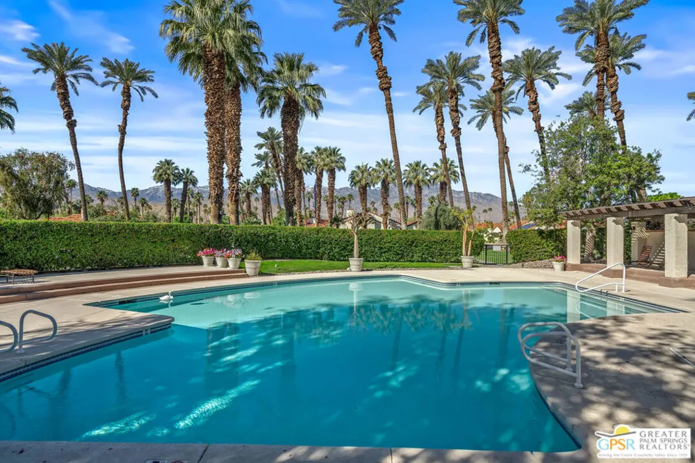 2 Calle Navarros Rancho Mirage, CA 92270