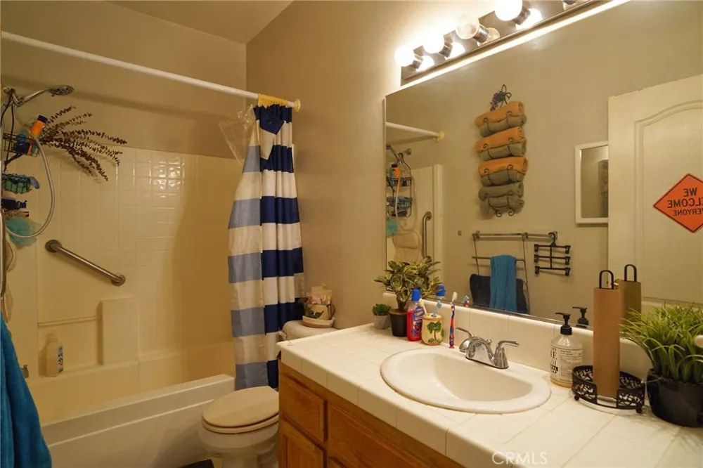 9708 Metherly Hill Bakersfield, CA 93312