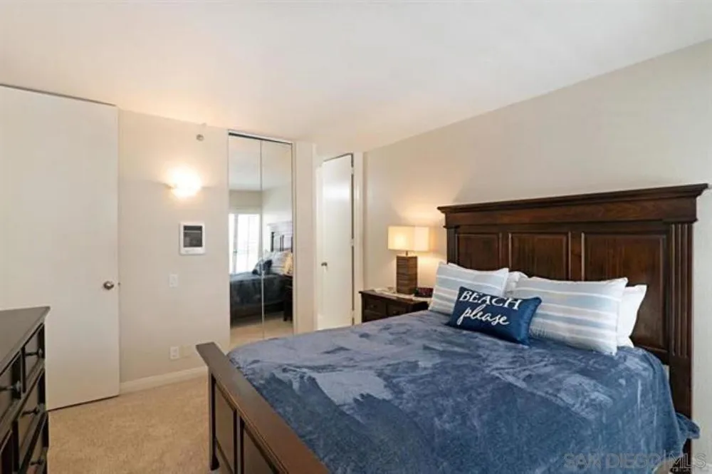 1040 Coast Blvd S #201 La Jolla, CA 92037