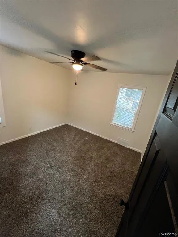 19716 Archdale Street Detroit, MI 48235