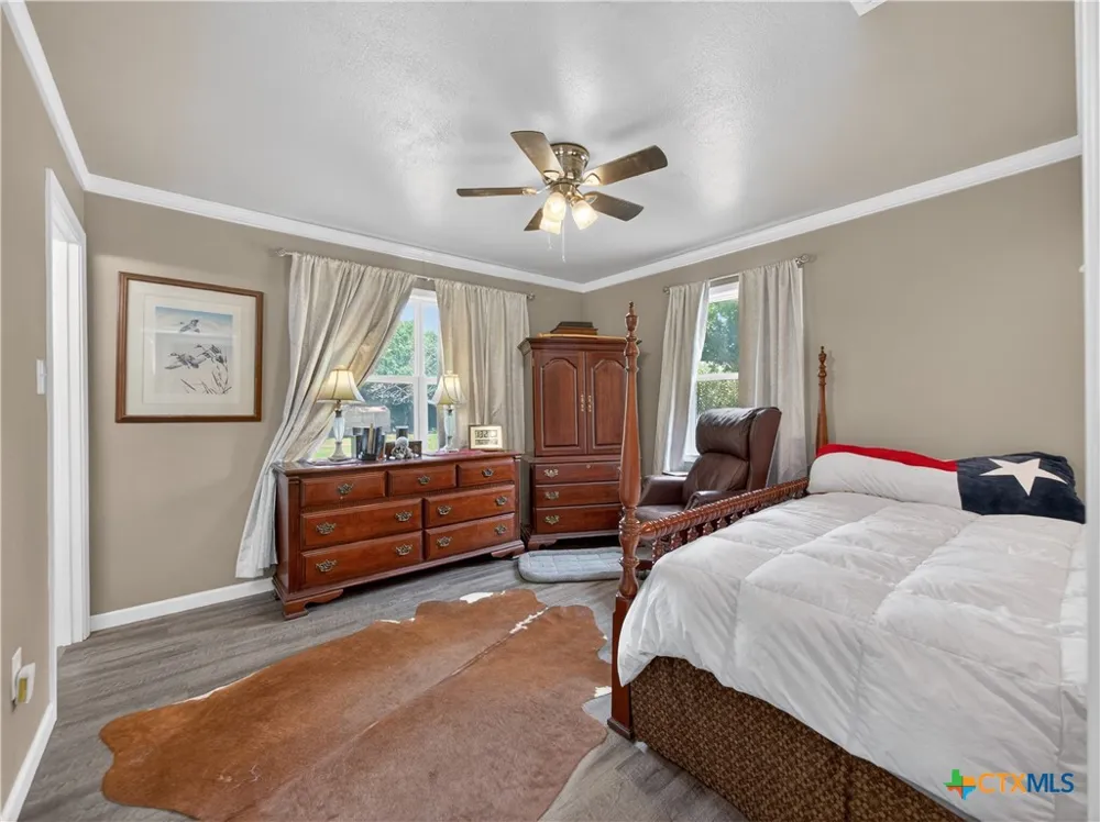 461 Shortys Lane Fredericksburg, TX 78624