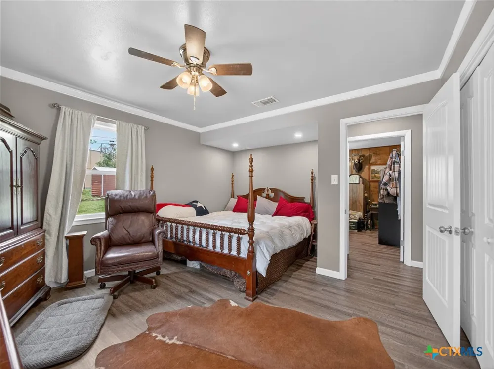 461 Shortys Lane Fredericksburg, TX 78624