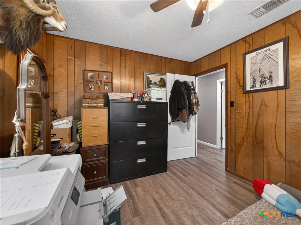 461 Shortys Lane Fredericksburg, TX 78624