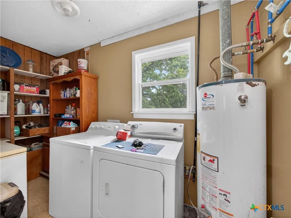 461 Shortys Lane Fredericksburg, TX 78624