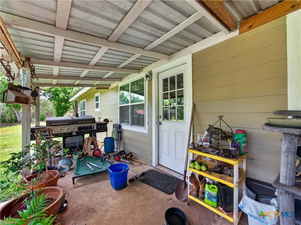 461 Shortys Lane Fredericksburg, TX 78624
