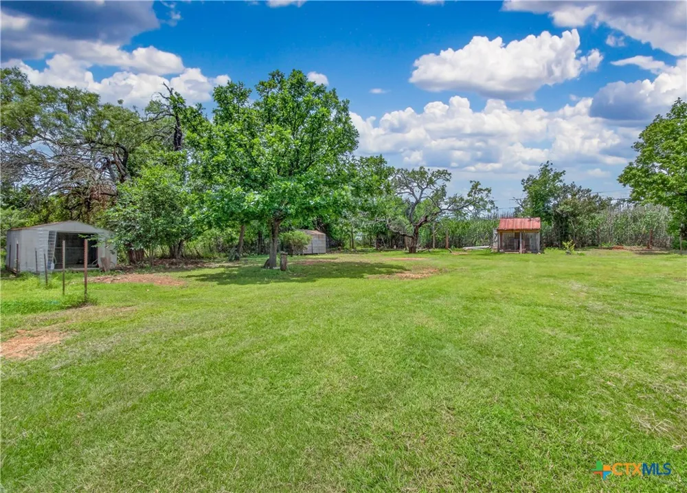 461 Shortys Lane Fredericksburg, TX 78624