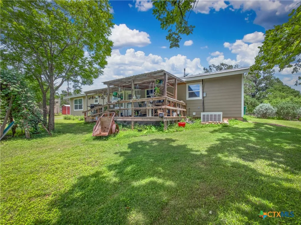 461 Shortys Lane Fredericksburg, TX 78624