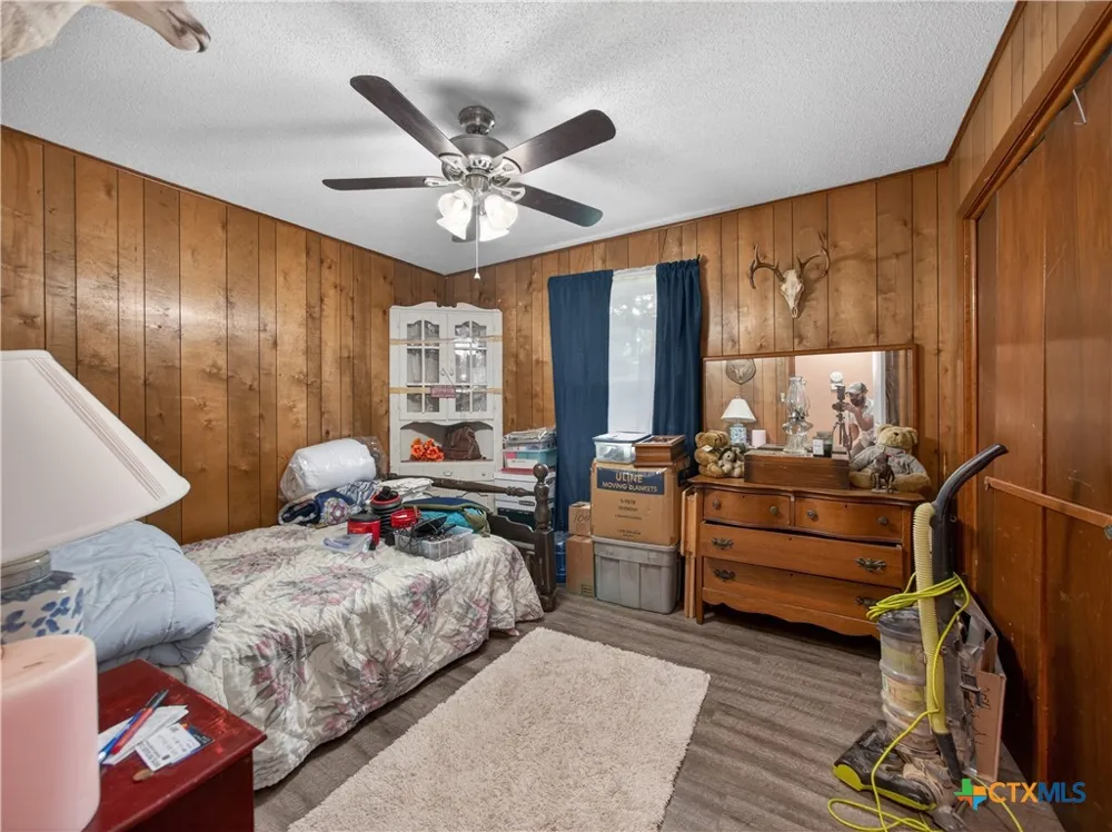461 Shortys Lane Fredericksburg, TX 78624