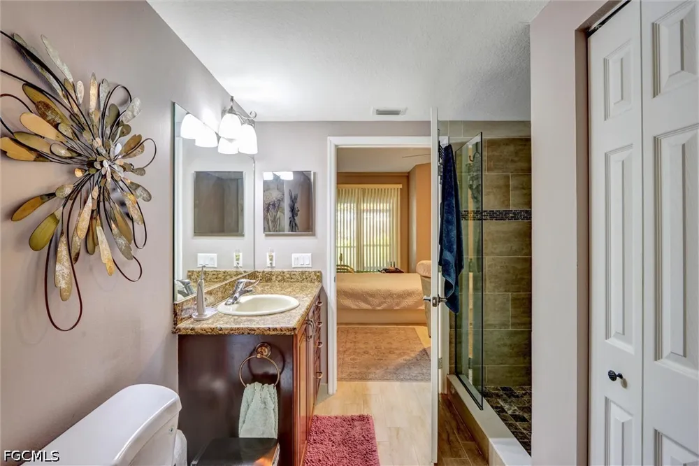 Concordia Lake Circle #101 Cape Coral, FL 33909