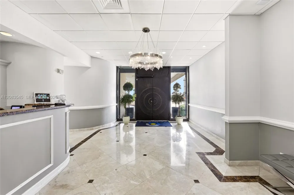 5380 Ocean Dr #18B Singer Island, FL 33404