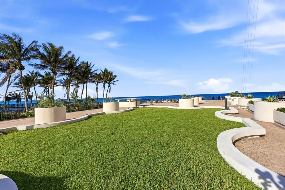 5380 Ocean Dr #18B Singer Island, FL 33404