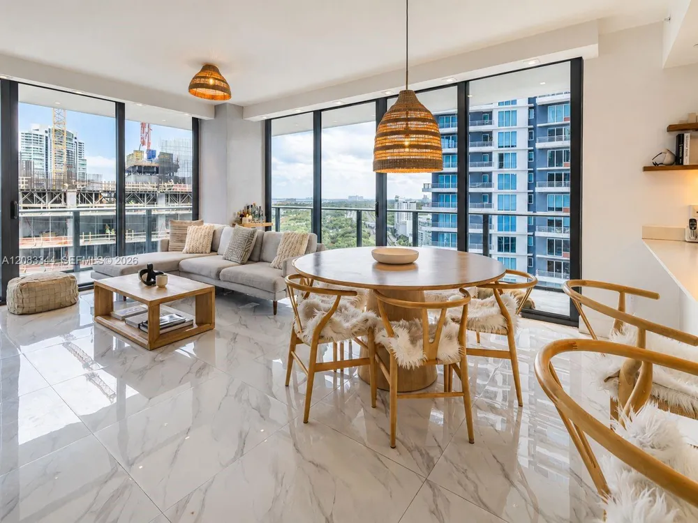 1300 S Miami Ave #2006 Miami, FL 33130
