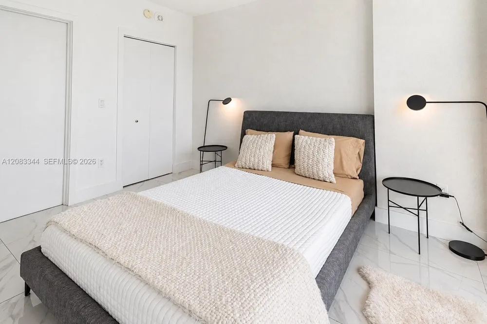 1300 S Miami Ave #2006 Miami, FL 33130