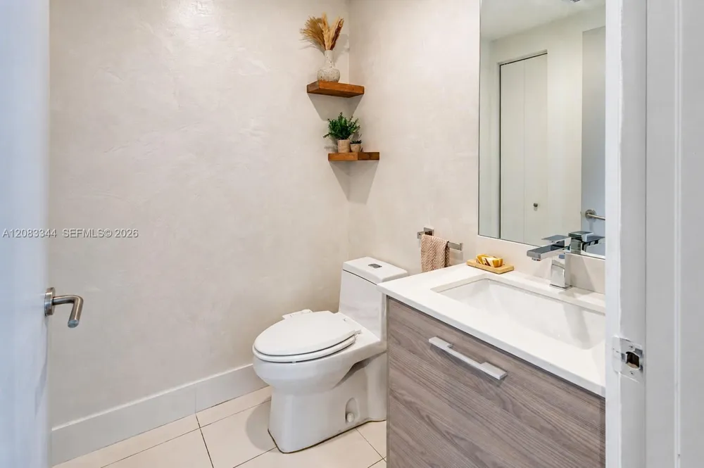 1300 S Miami Ave #2006 Miami, FL 33130