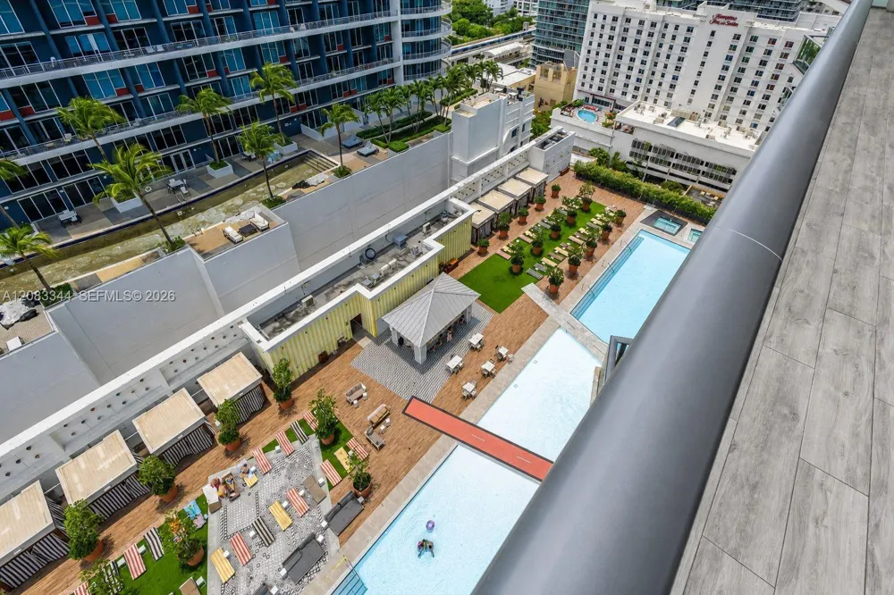 1300 S Miami Ave #2006 Miami, FL 33130