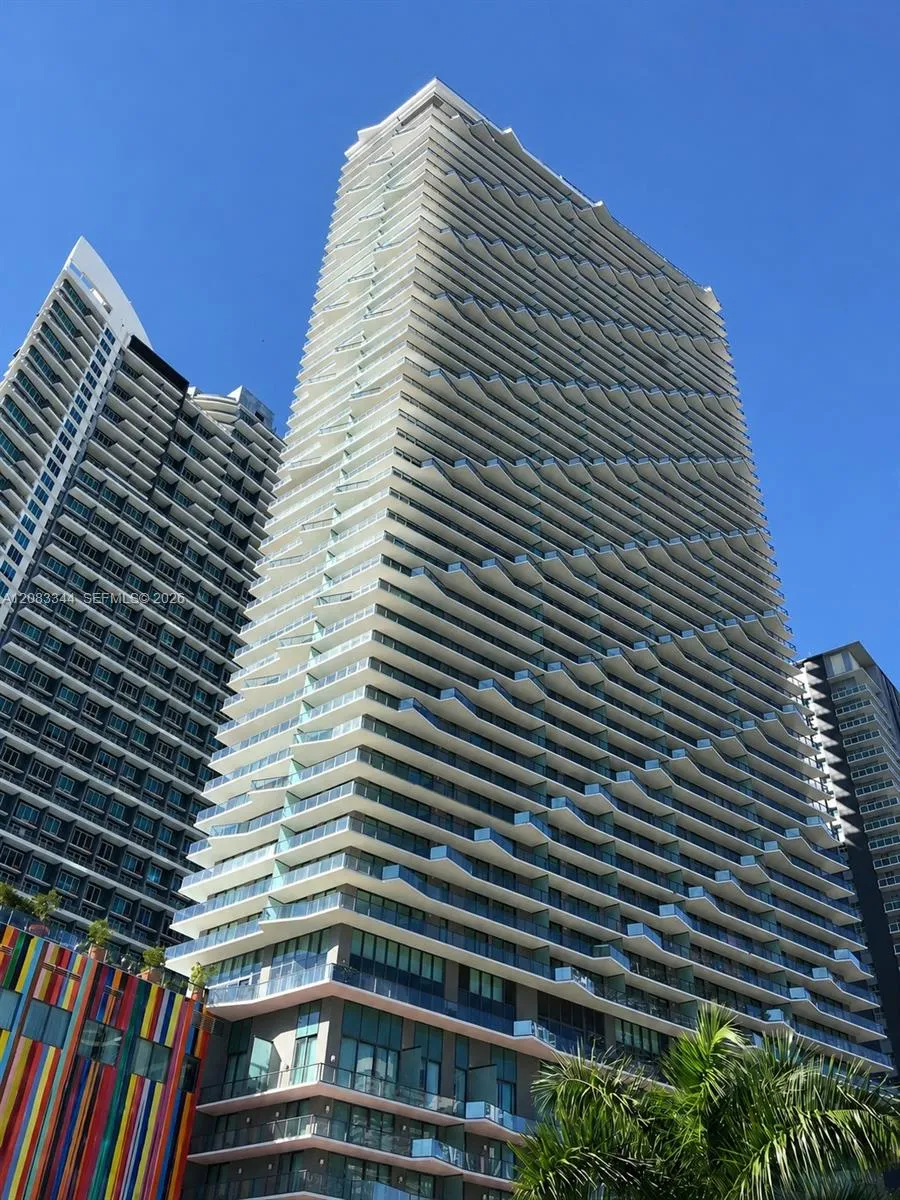 1300 S Miami Ave #2006 Miami, FL 33130