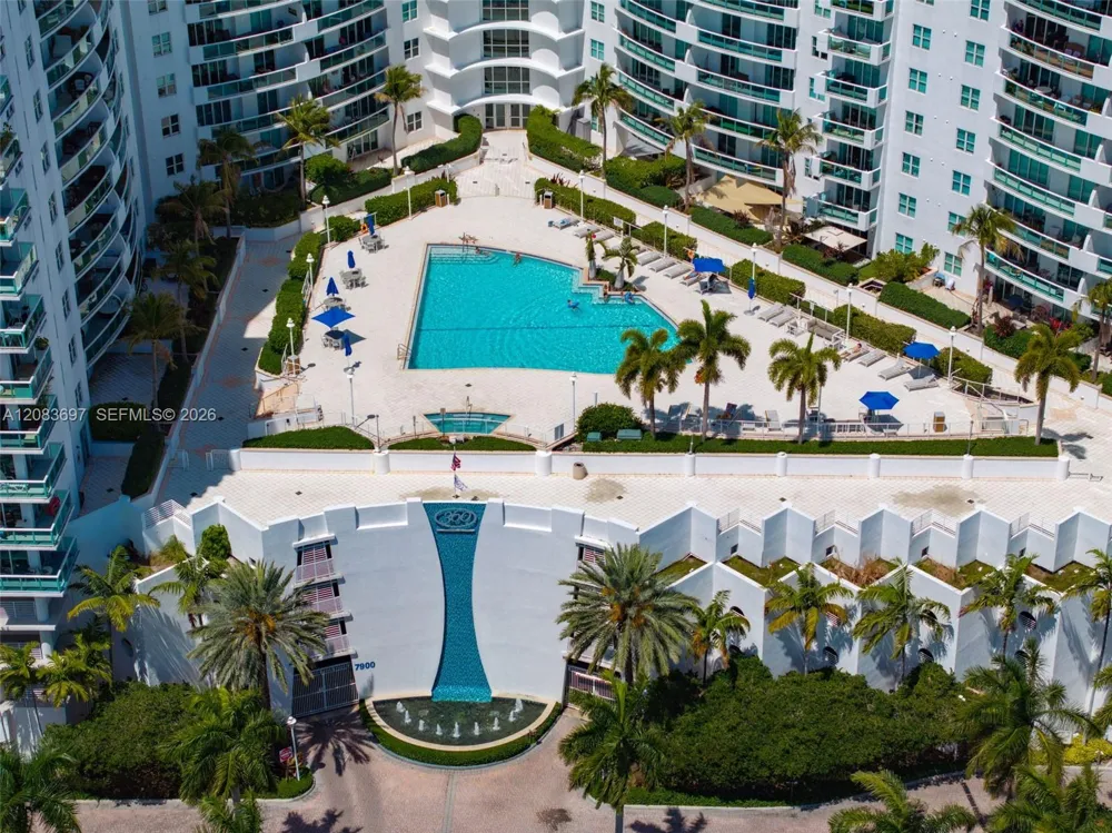 7900 Harbor Island Dr #710 North Bay Village, FL 33141