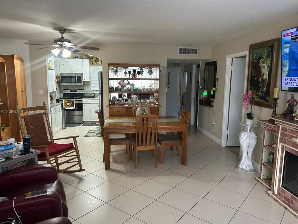 7450 Miami Lakes Dr #C104 Miami Lakes, FL 33014
