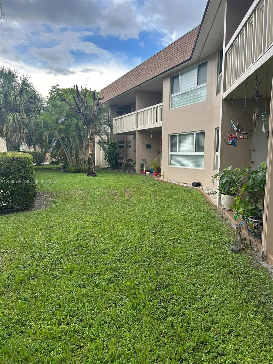 7450 Miami Lakes Dr #C104 Miami Lakes, FL 33014