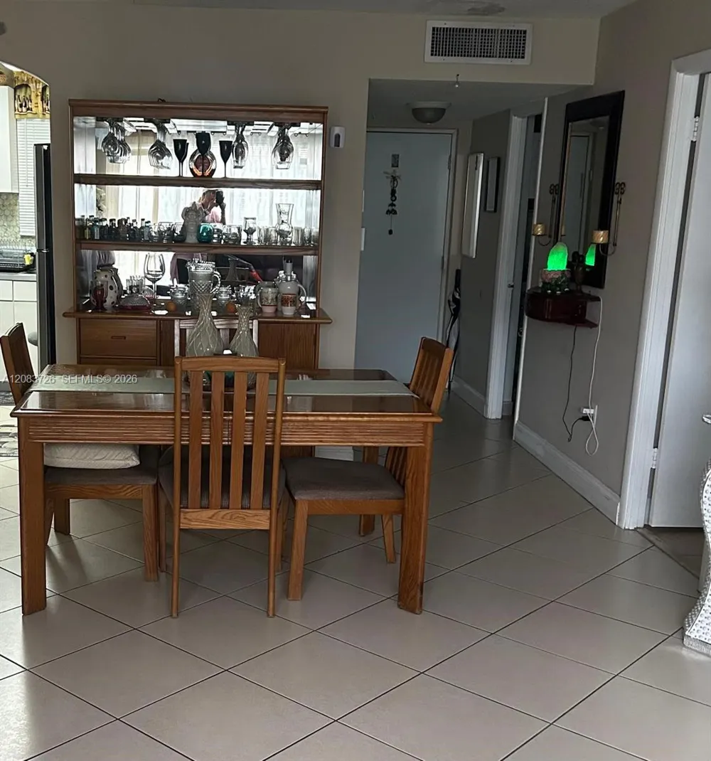 7450 Miami Lakes Dr #C104 Miami Lakes, FL 33014
