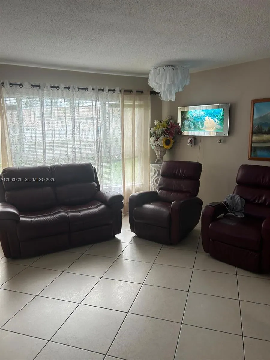 7450 Miami Lakes Dr #C104 Miami Lakes, FL 33014