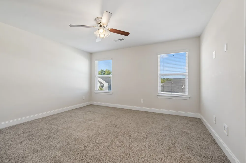 2203 Kulshan Ct Lebanon, TN 37087